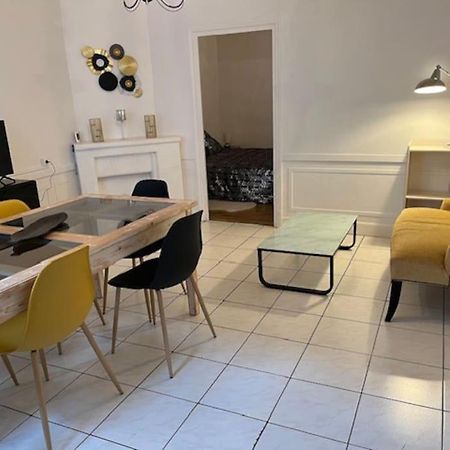 Joli Appartement Centre Невер Екстериор снимка