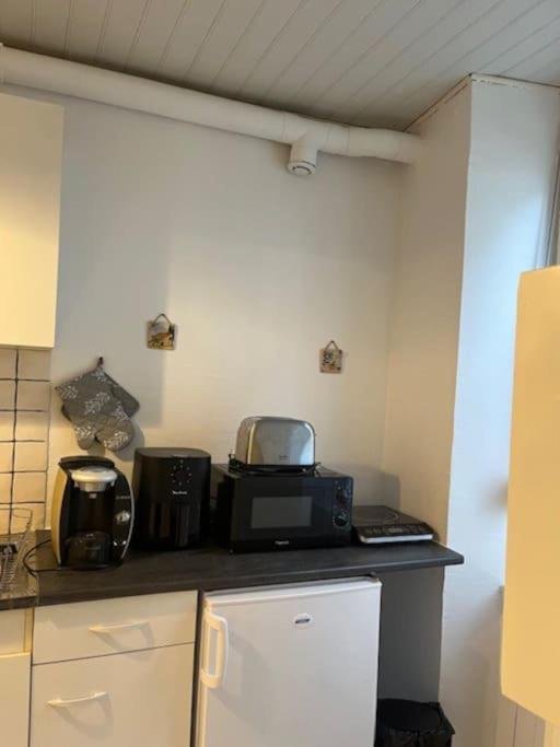 Joli Appartement Centre Невер Екстериор снимка