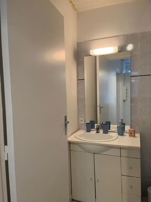 Joli Appartement Centre Невер Екстериор снимка