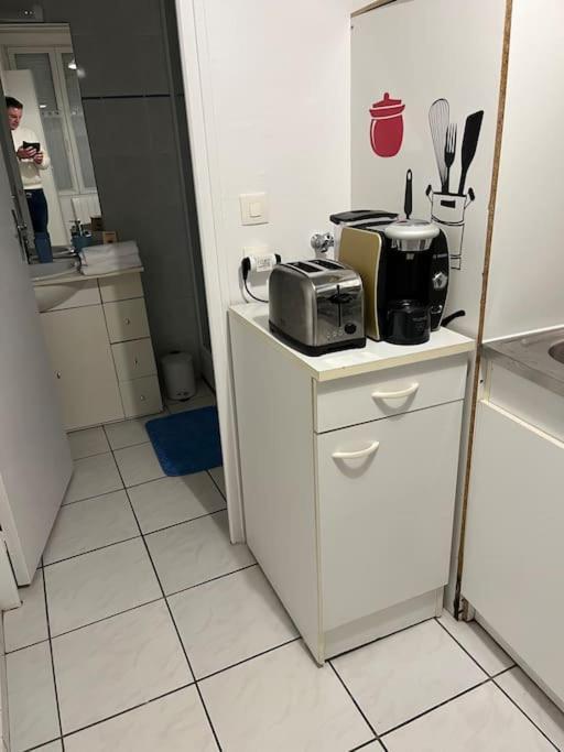 Joli Appartement Centre Невер Екстериор снимка