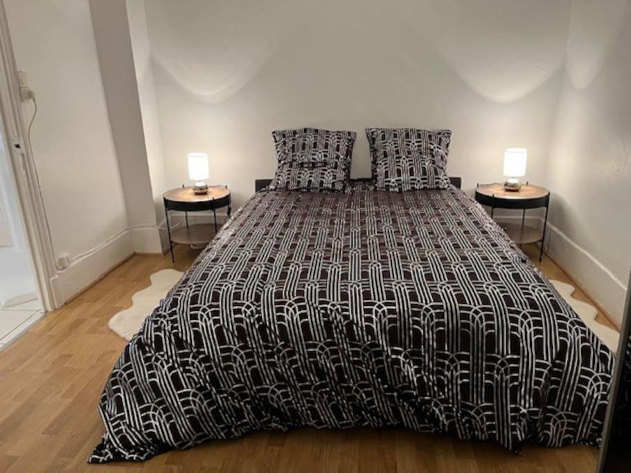 Joli Appartement Centre Невер Екстериор снимка